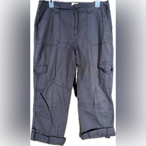 St John Bay gray cargo capris. Roll up for capris, roll down for pants. Size 12